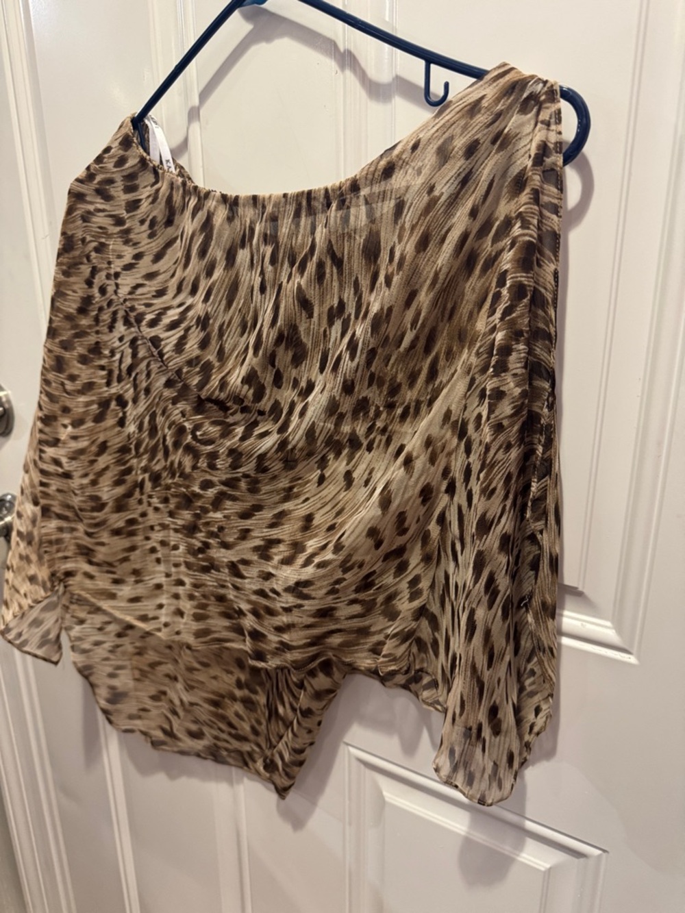Karina Grimaldi One-Shoulder Animal 100% Silk Drape Handkerchief Blouse $225.00 - Picture 9 of 9